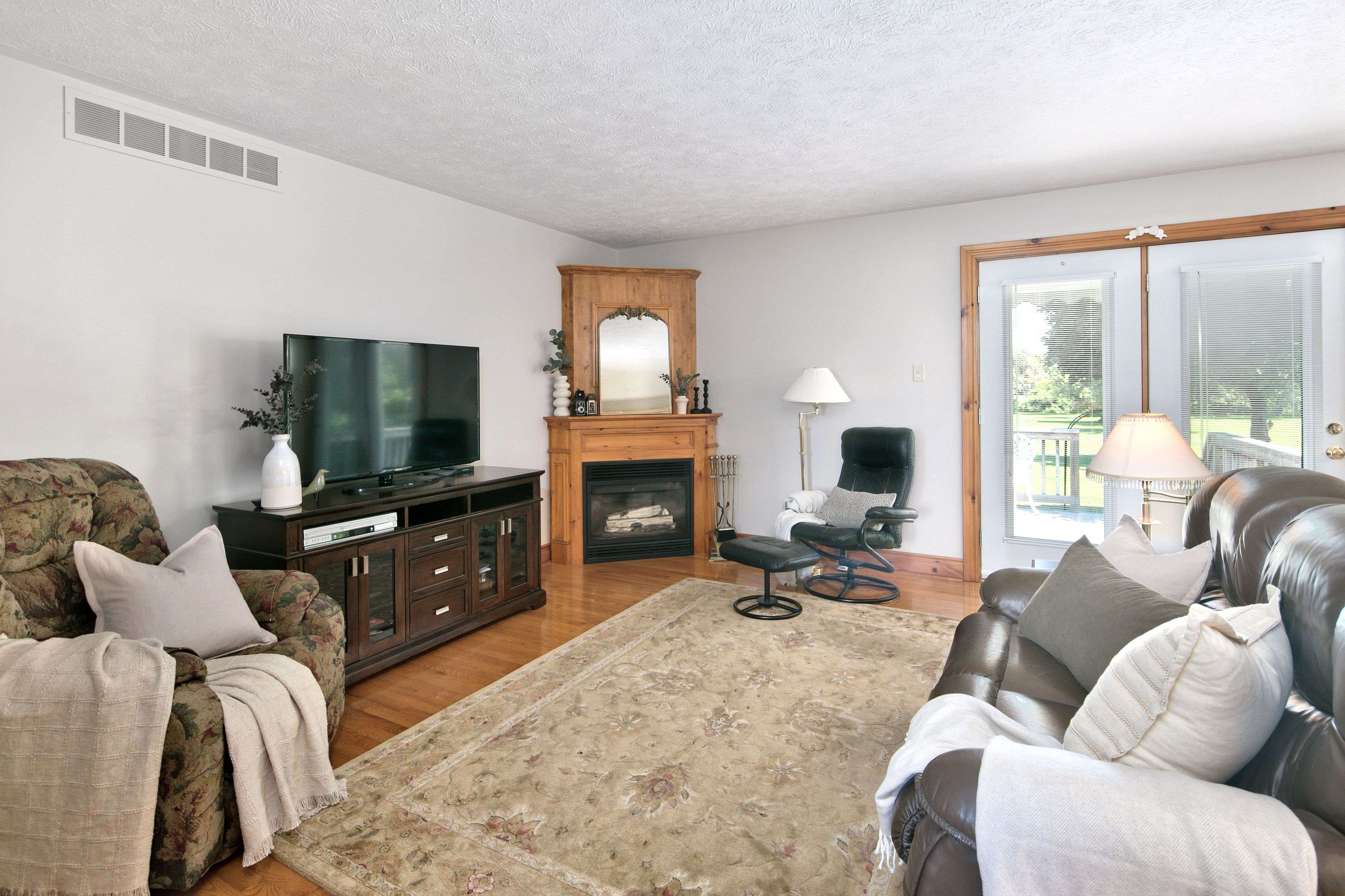 3 Wickens LN, Blue Mountains, ON N0H 2P0