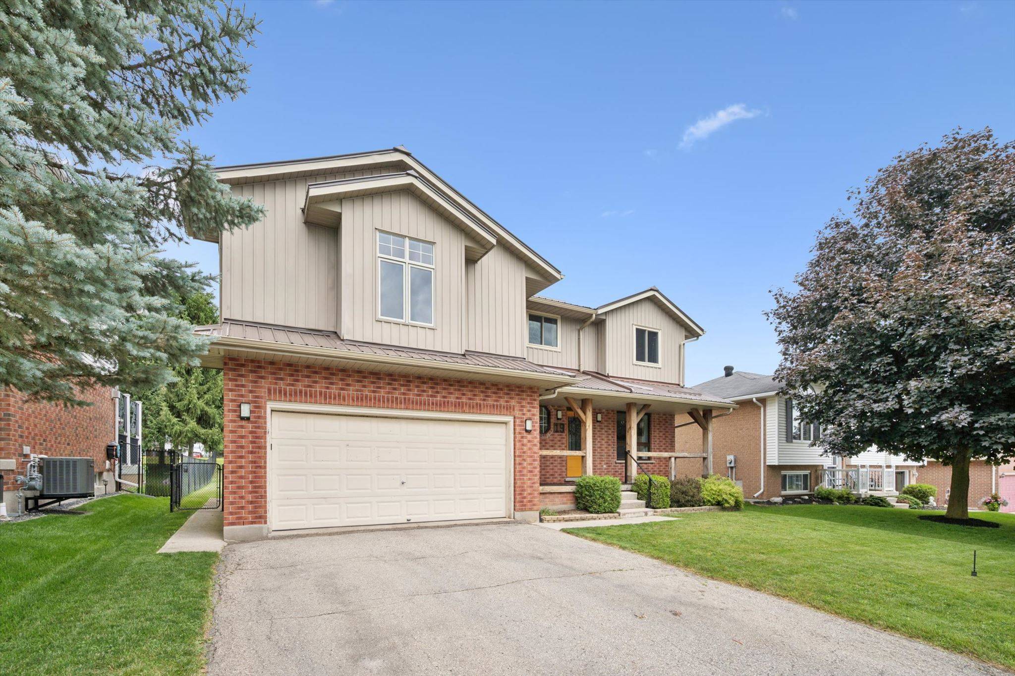 19 Keating DR, Centre Wellington, ON N0B 1S0