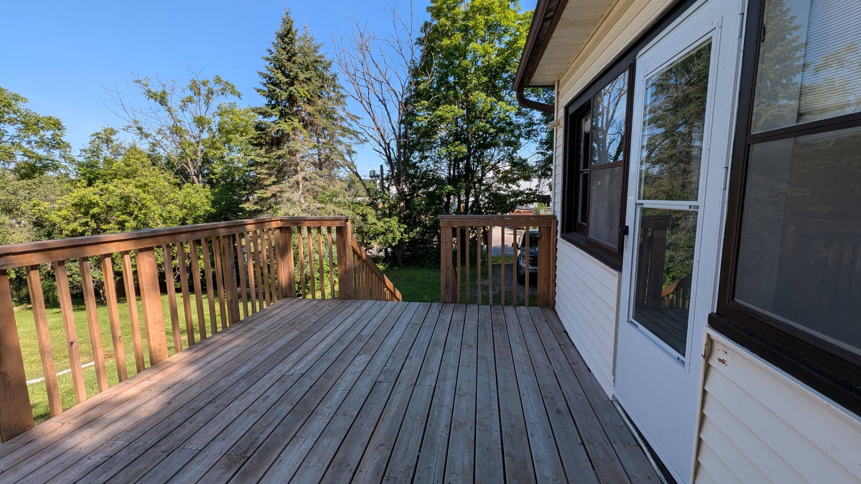 18 Susan ST W, Huntsville, ON P1H 1X4