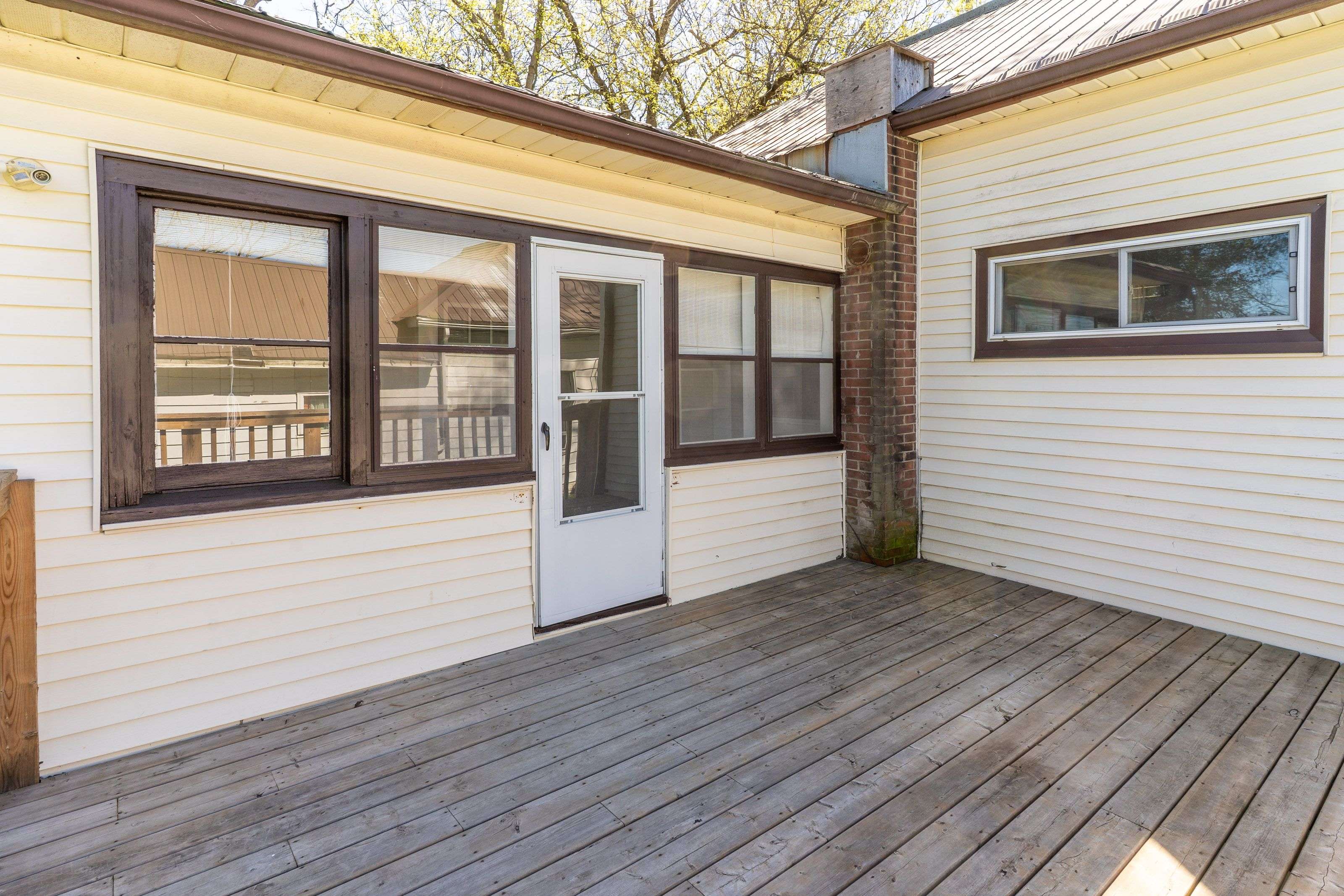 18 Susan ST W, Huntsville, ON P1H 1X4