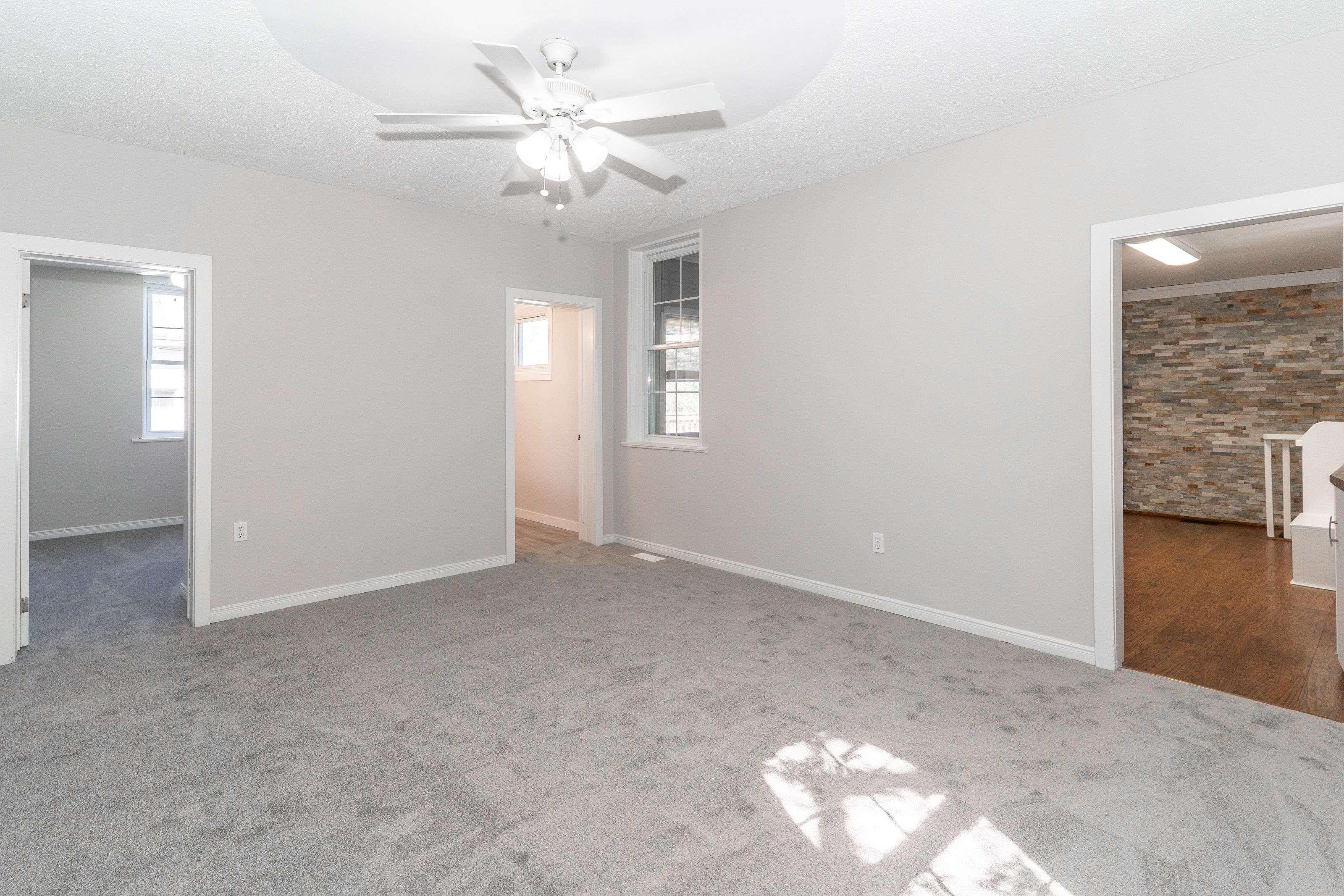 18 Susan ST W, Huntsville, ON P1H 1X4