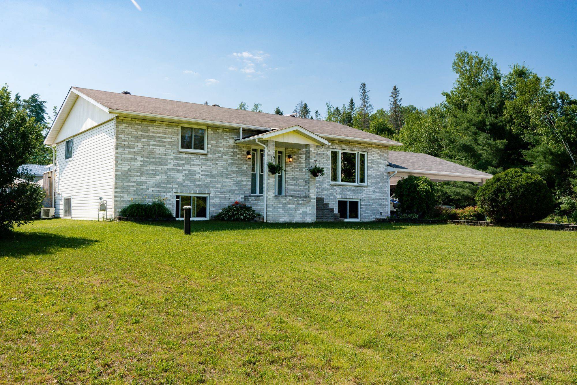 68 CHENIER RD, Mattawa, ON P0H 1V0
