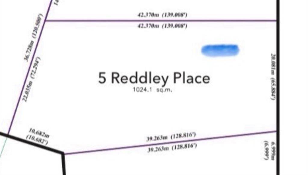5 Reddley Place, Conception Bay South, NL A1W 5M4
