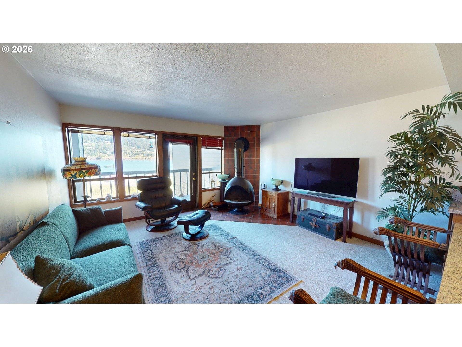 94304 WEDDERBURN LOOP #414, Gold Beach, OR 97444