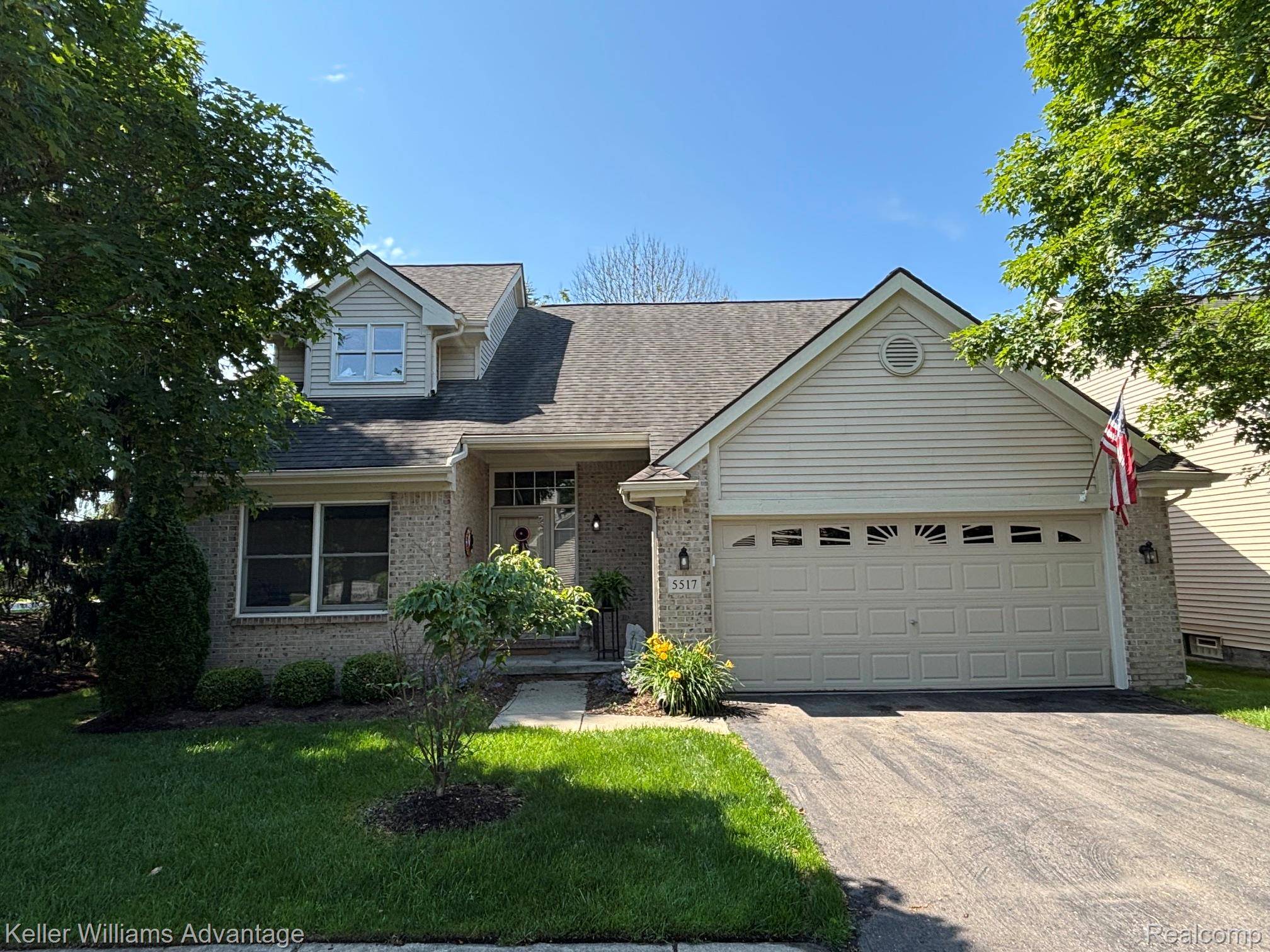 5517 Ashby CT, Waterford Charter Township, MI 48327