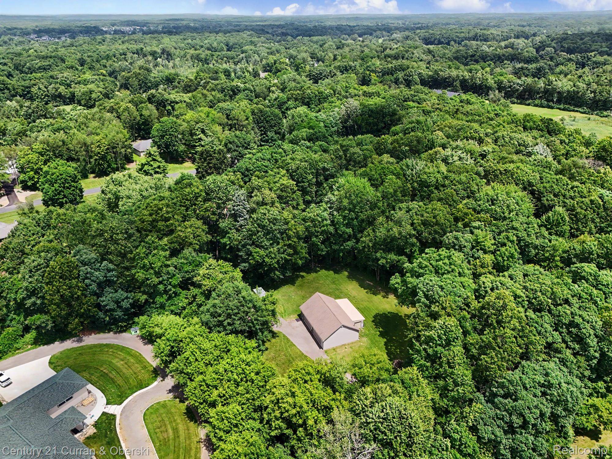 11349 Philway CT, Brighton Township, MI 48114