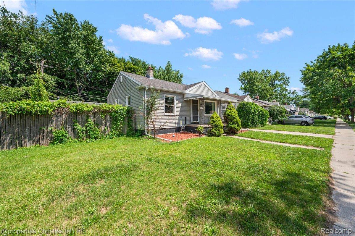 2636 McDowell ST, Ferndale, MI 48220
