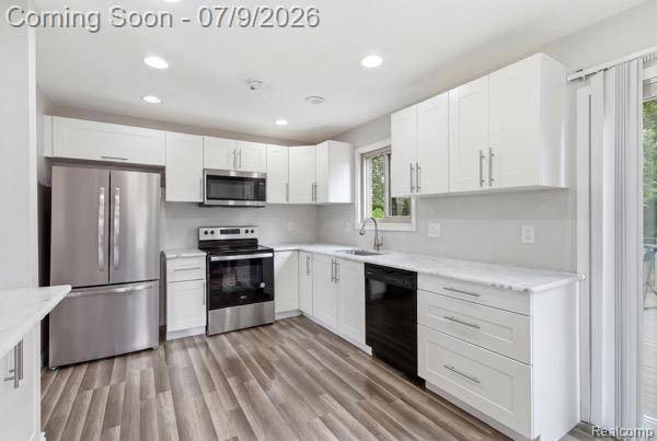 4950 Windham DR, Sterling Heights, MI 48310