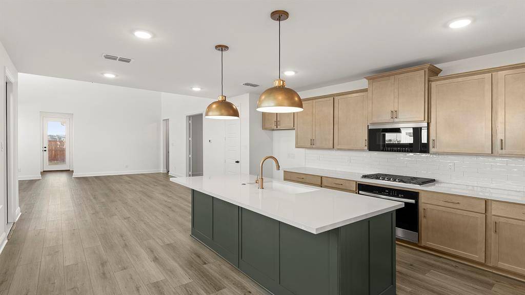 701 Wicklow, Celina, TX 75009