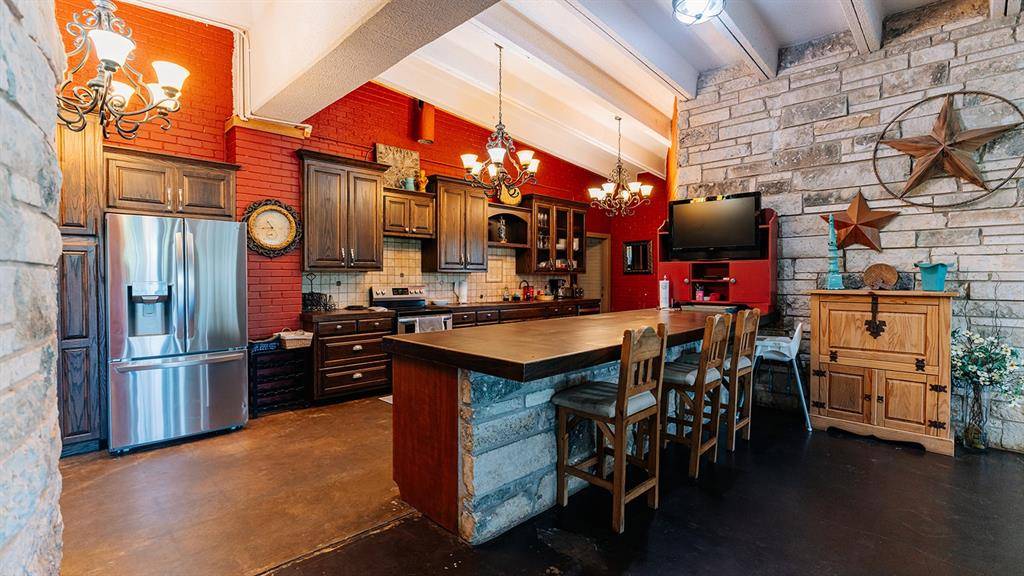 175 TOBACCO RD Road, Whitney, TX 76692