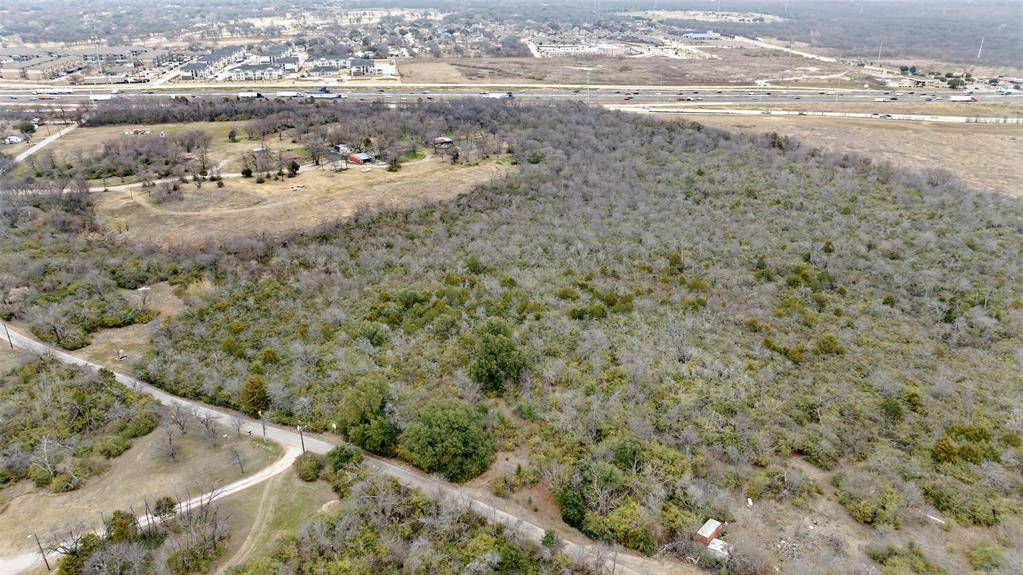 24 Medford Road, Grand Prairie, TX 75052