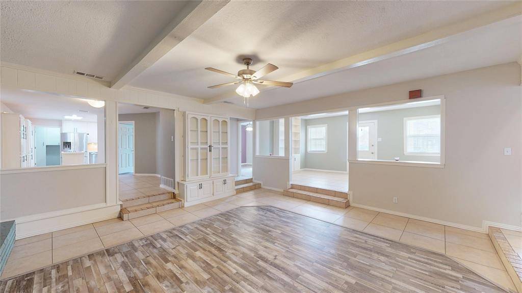 6920 Westover Drive, Granbury, TX 76049