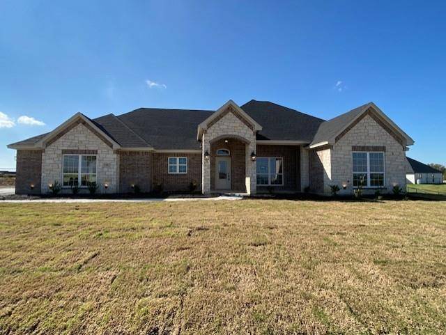 1042 Deer Island Court, Azle, TX 76020