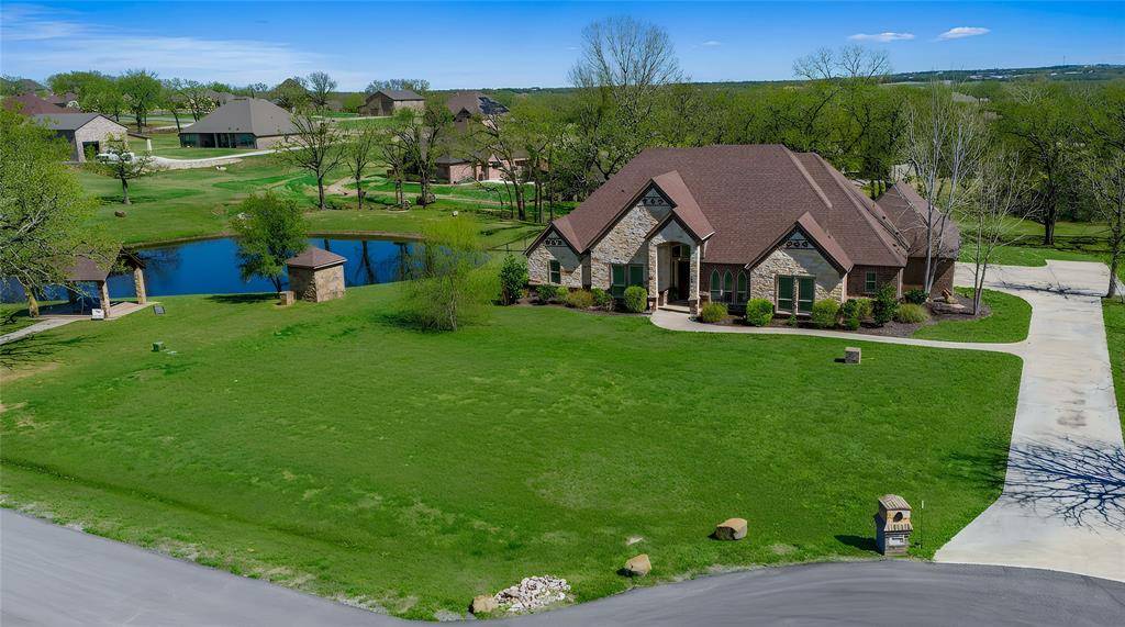 209 Ellis Creek Drive, Weatherford, TX 76085