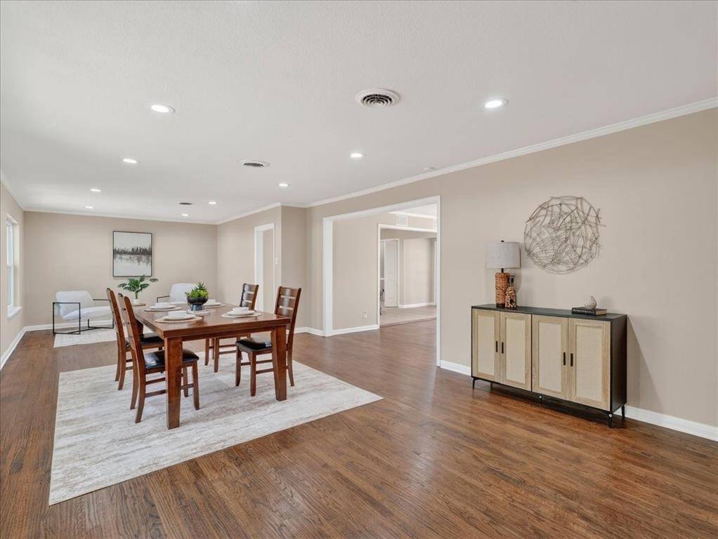 3863 Clayton Road E, Fort Worth, TX 76116