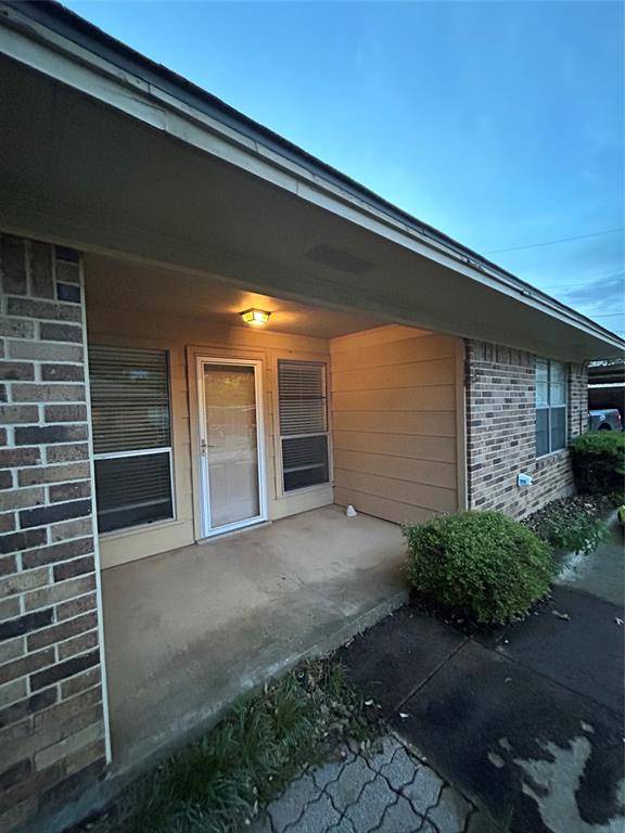 1302 Crescent Street, Denton, TX 76201