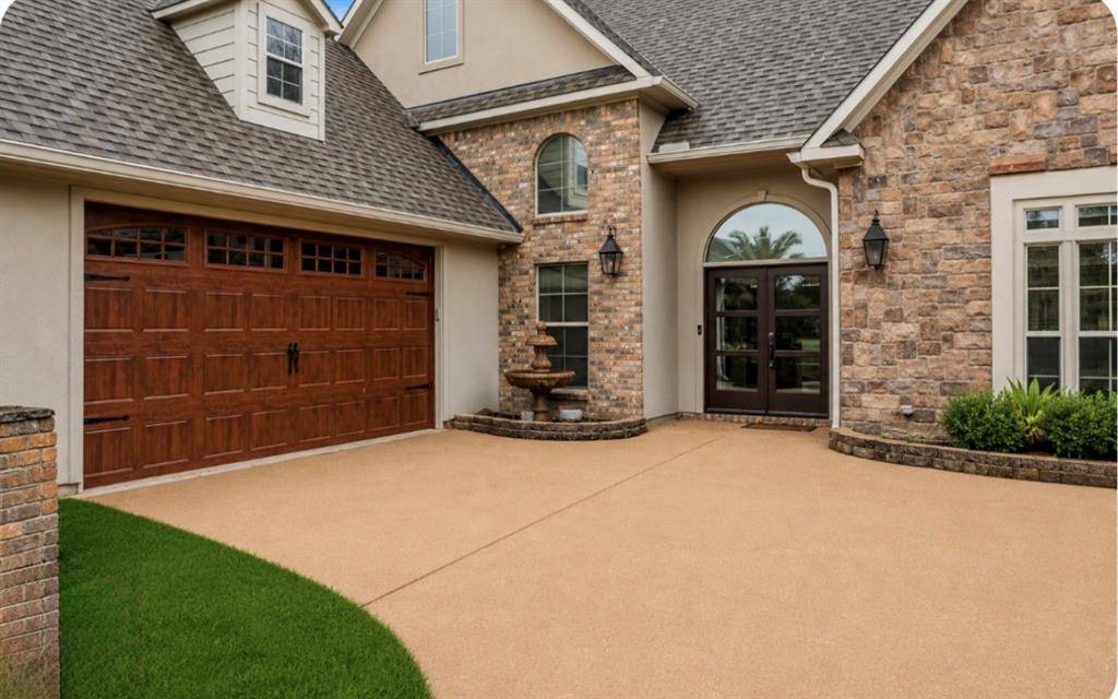 519 Canterbury Lane, Bossier City, LA 71111