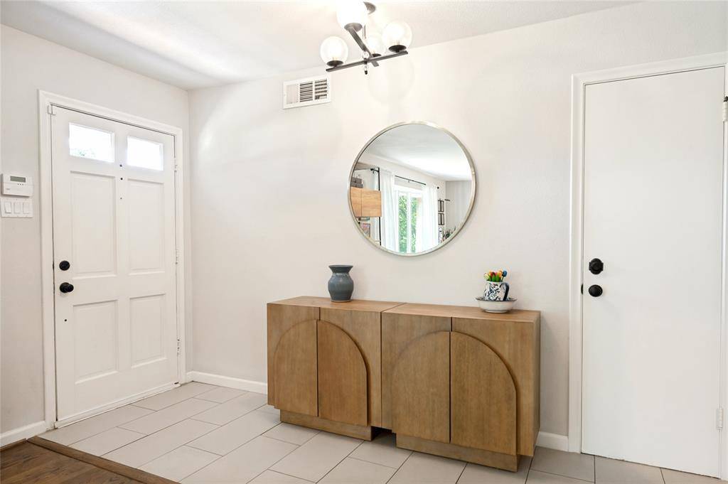 3518 Townsend Drive, Dallas, TX 75229