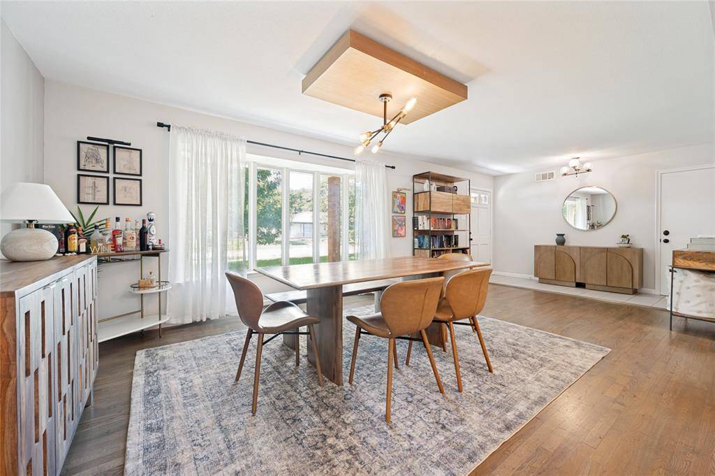 3518 Townsend Drive, Dallas, TX 75229