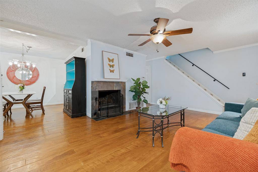 7452 E Northwest Highway #123, Dallas, TX 75231