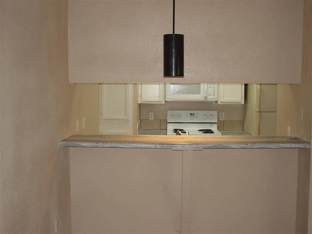9605 Walnut Street #12106, Dallas, TX 75243