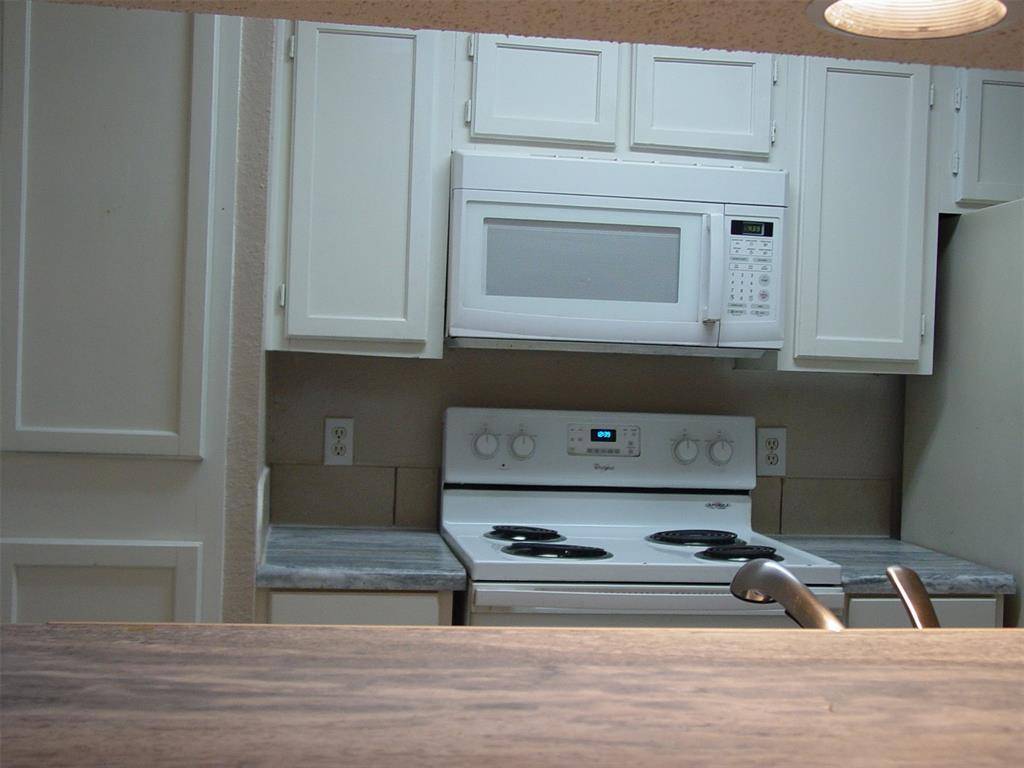 9605 Walnut Street #12106, Dallas, TX 75243