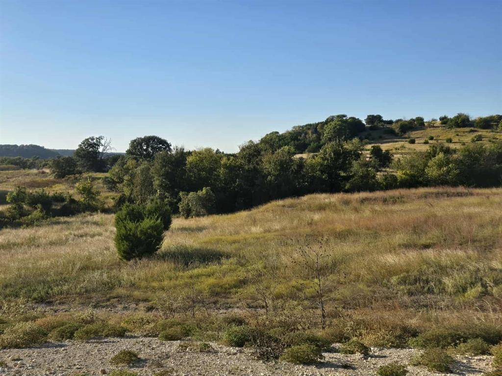 229 Grand Canyon Drive, Oglesby, TX 76561