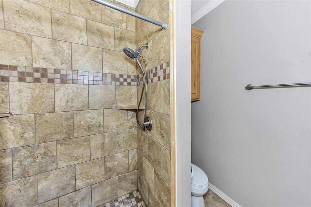 566 Selma Road, Bowie, TX 76230