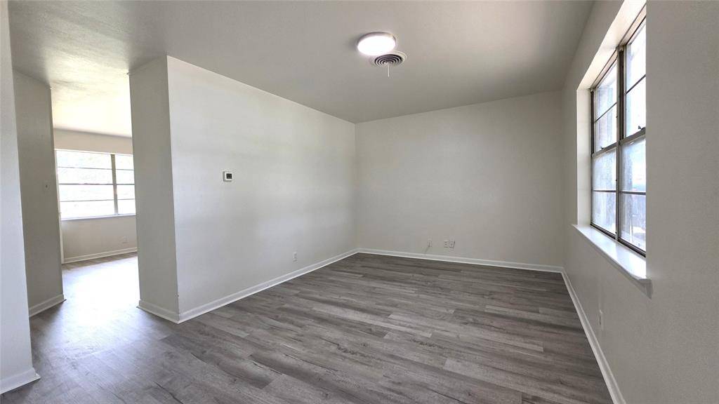 604 Sun Valley Drive, Denton, TX 76209