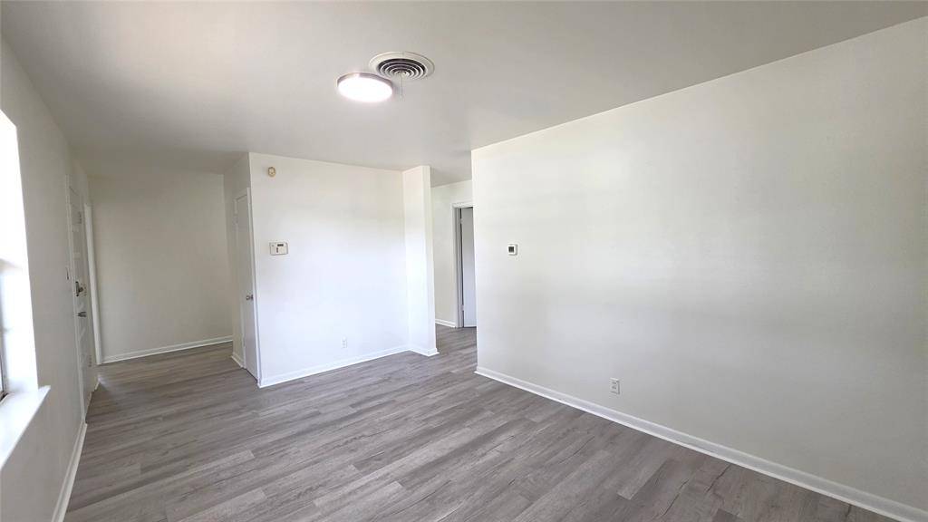 604 Sun Valley Drive, Denton, TX 76209