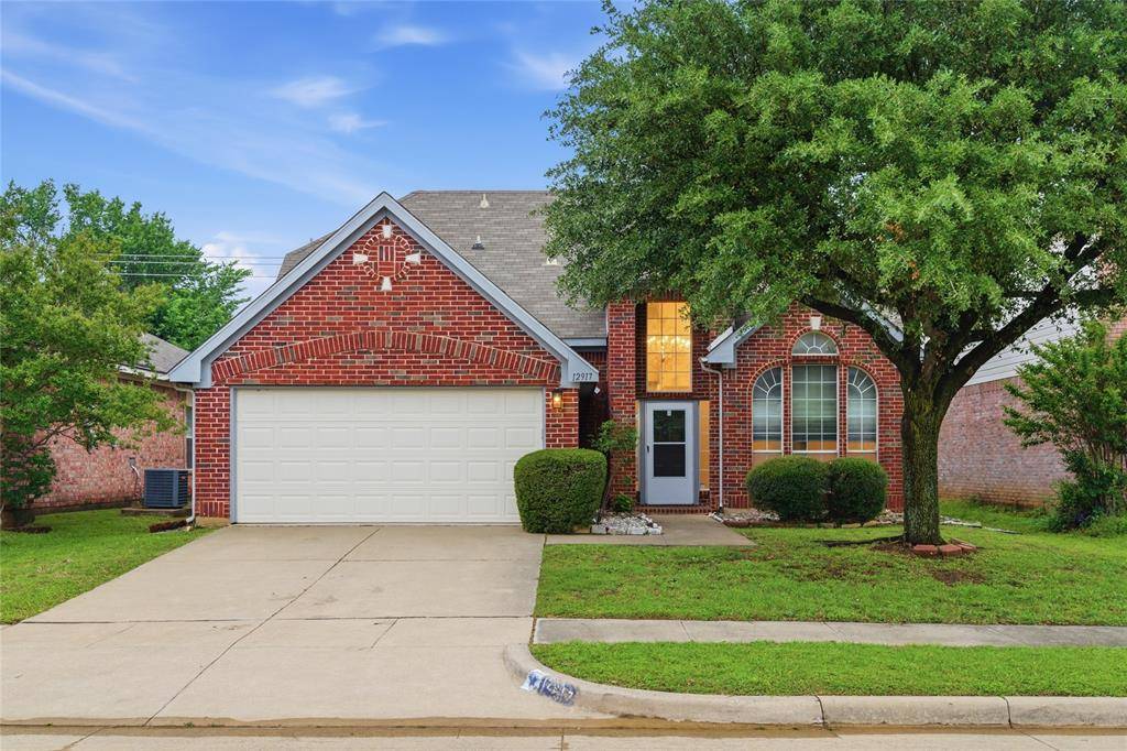 12917 Honey Locust Circle, Fort Worth, TX 76040