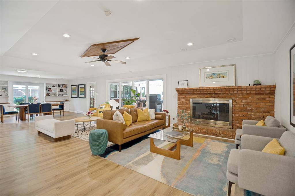 11224 Pinocchio Drive, Dallas, TX 75229