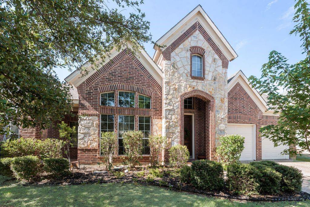 712 Lathrop Street, Lantana, TX 76226