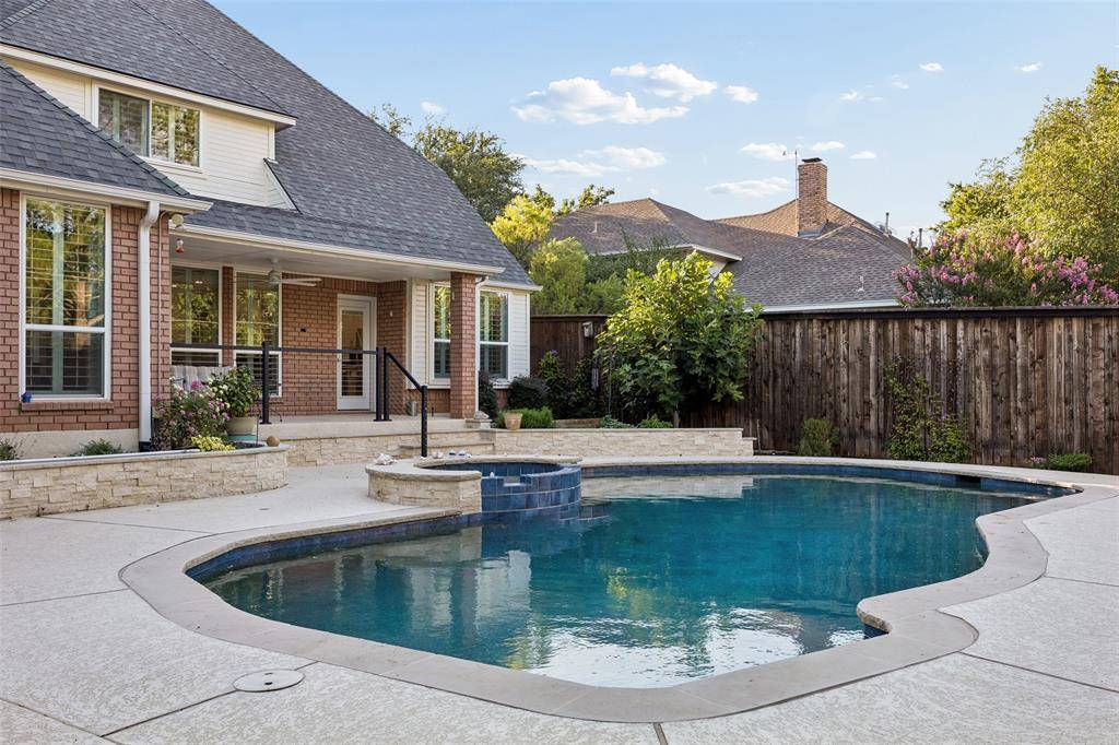 5617 Hunterwood Lane, Arlington, TX 76017
