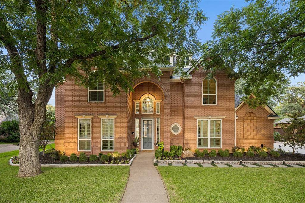 5617 Hunterwood Lane, Arlington, TX 76017