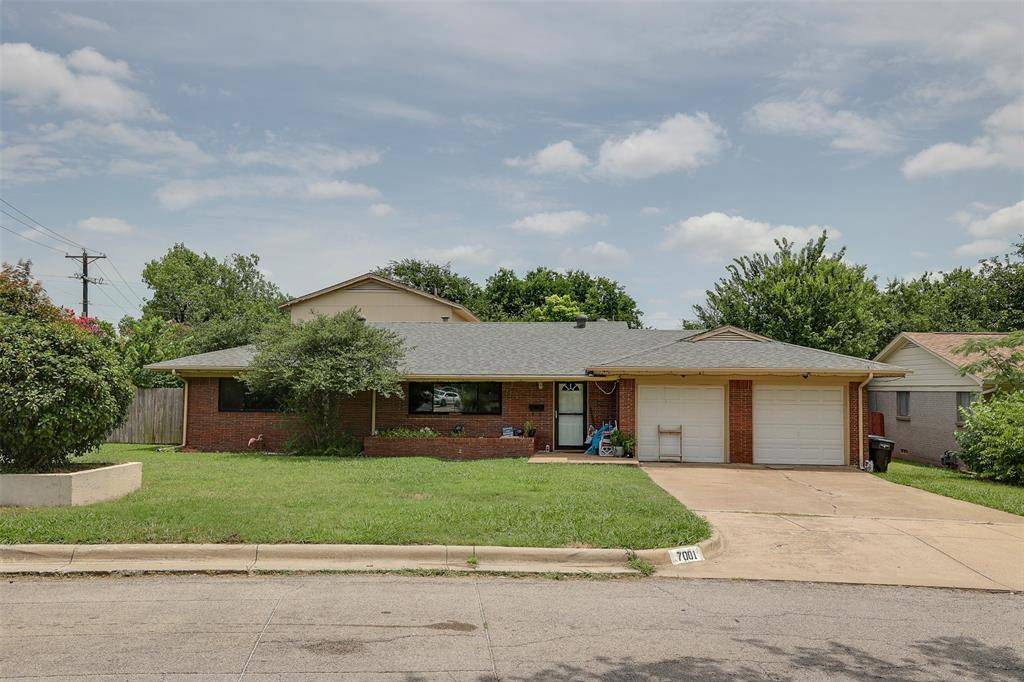 7001 Overhill Road, Fort Worth, TX 76116