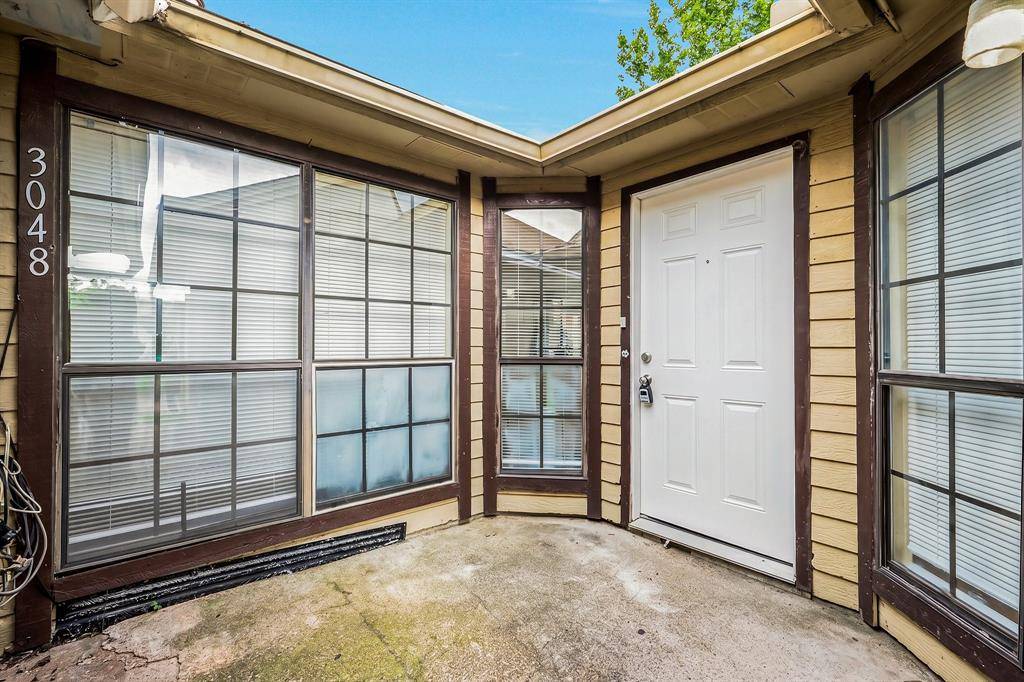 3048 Navarro Lane, Grand Prairie, TX 75052