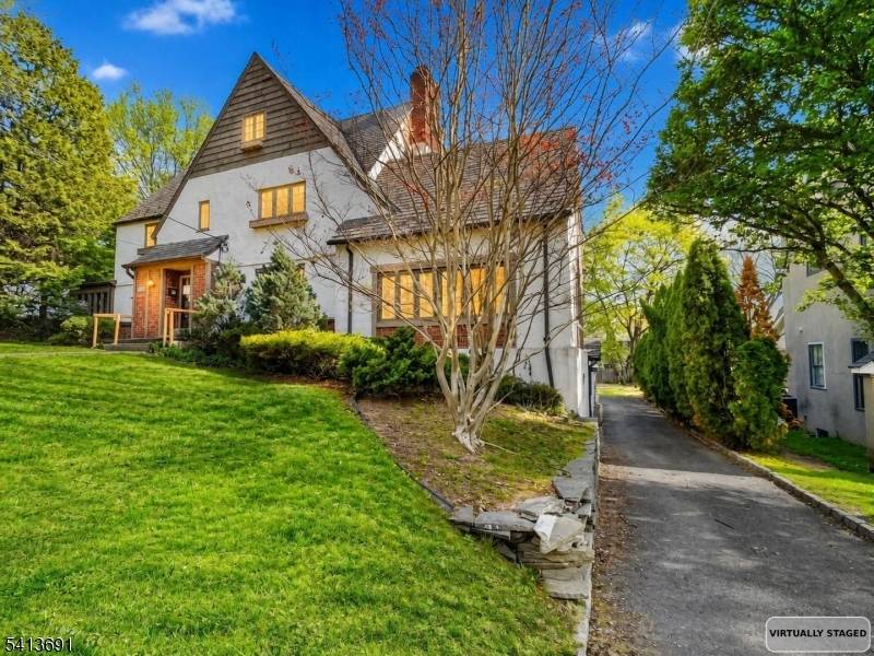 112 Oxford Pl, Glen Rock Boro, NJ 07452