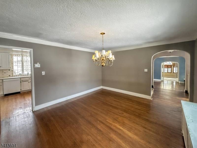 112 Oxford Pl, Glen Rock Boro, NJ 07452