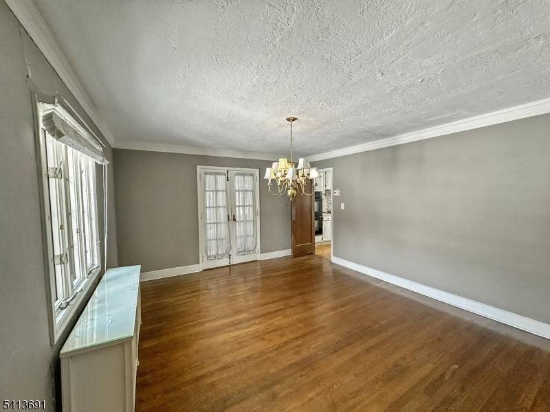 112 Oxford Pl, Glen Rock Boro, NJ 07452