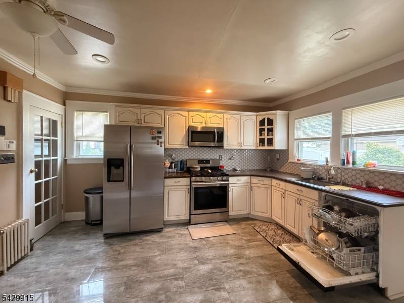 10-01 Berdan Ave, Fair Lawn Boro, NJ 07410