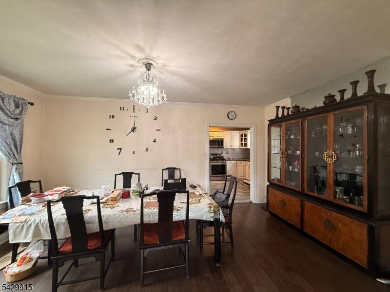 10-01 Berdan Ave, Fair Lawn Boro, NJ 07410