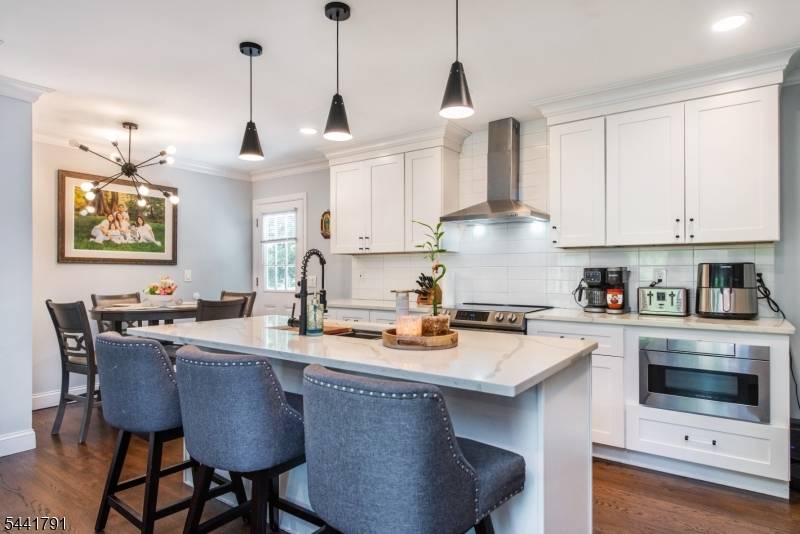 950 E Walnut Dr, Stillwater Twp., NJ 07860