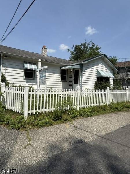 14 Haskell Ave #A, Wanaque Boro, NJ 07420