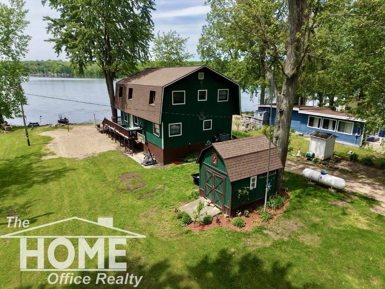 2032 Howard Point DR, Castleton Twp, MI 49073