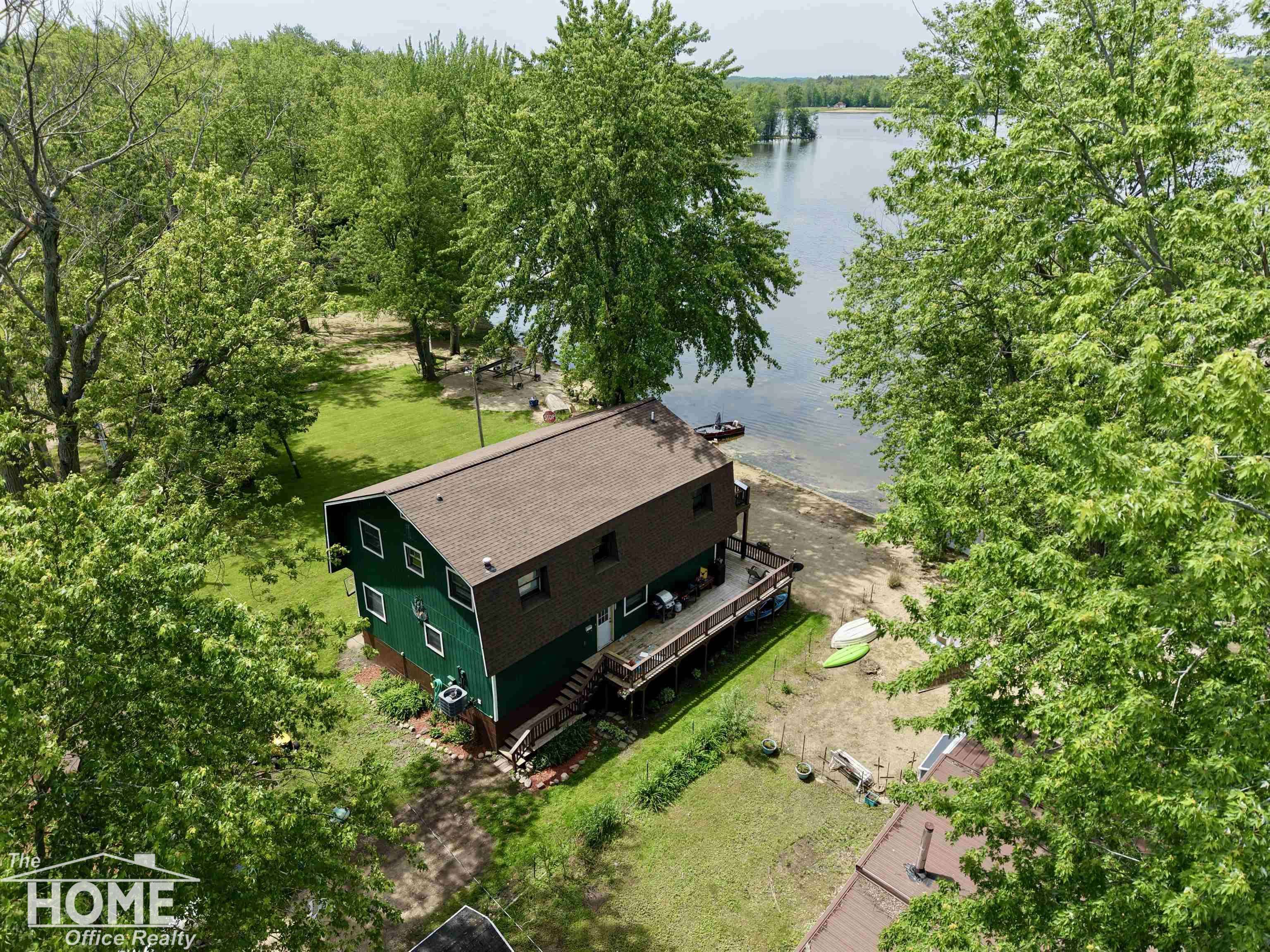 2032 Howard Point DR, Castleton Twp, MI 49073