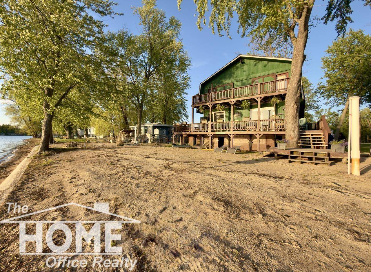 2032 Howard Point DR, Castleton Twp, MI 49073