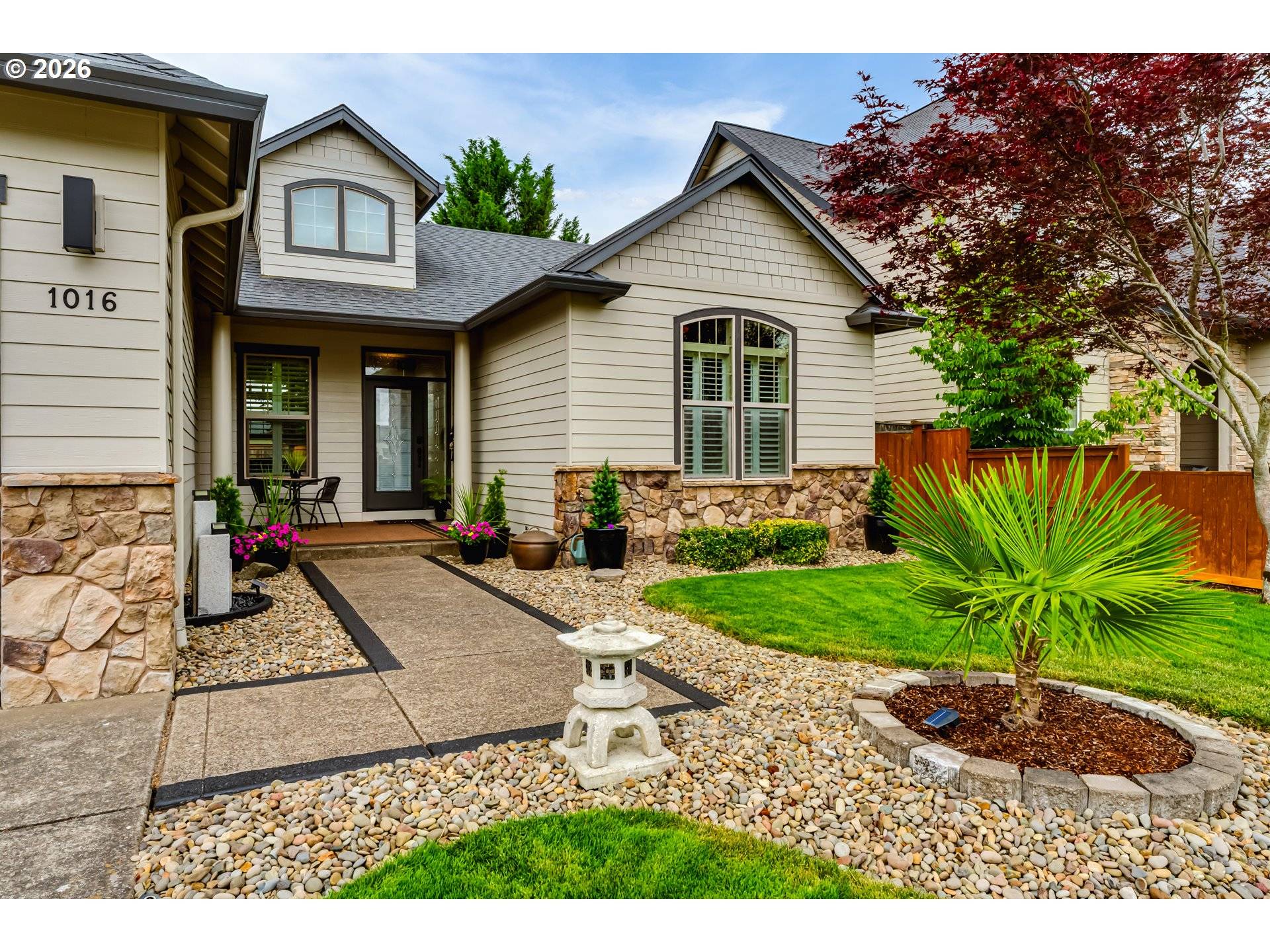 1016 Fieldcrest AVE, Junction City, OR 97448