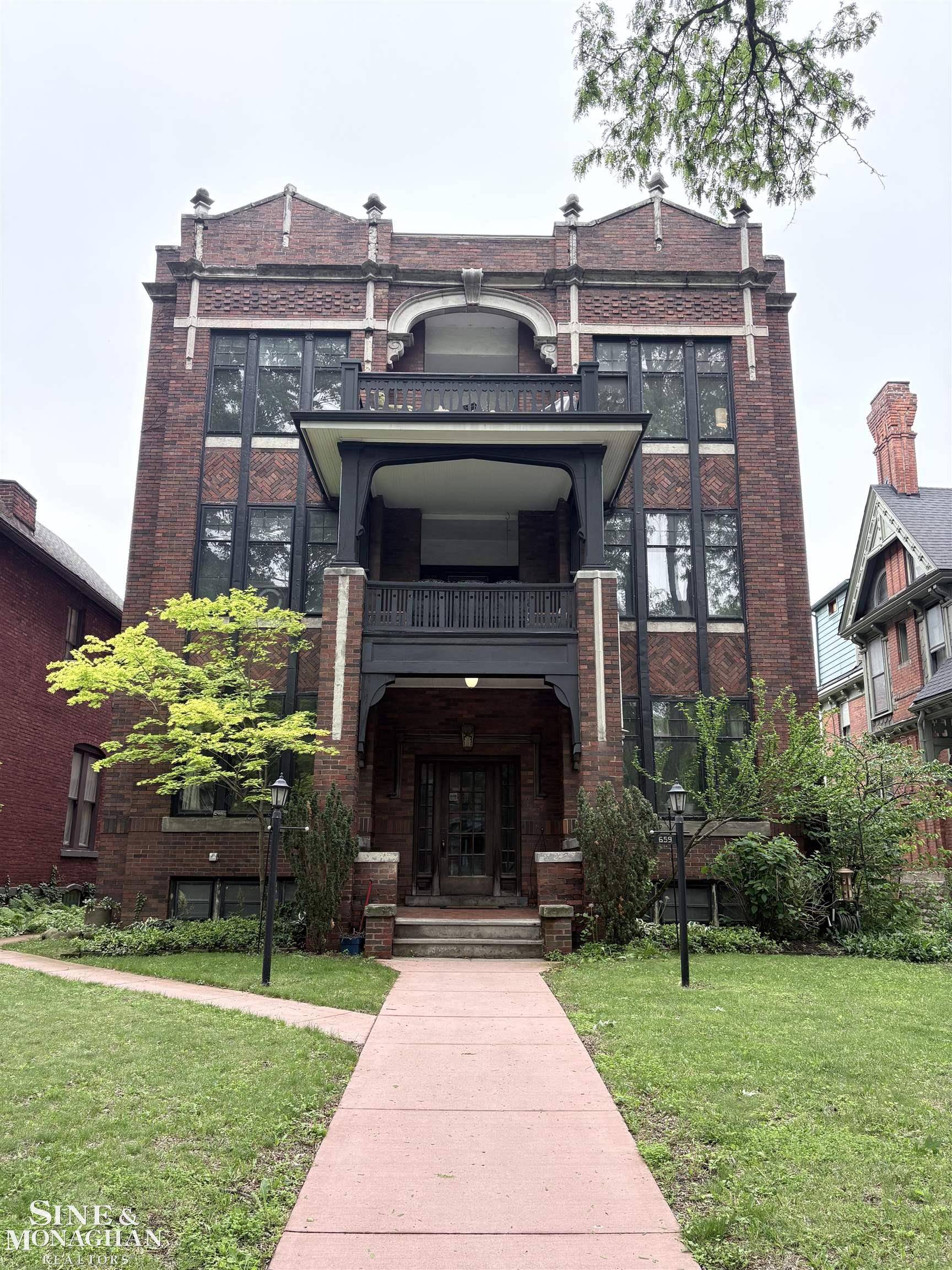659 W Canfield ST, Detroit, MI 48201