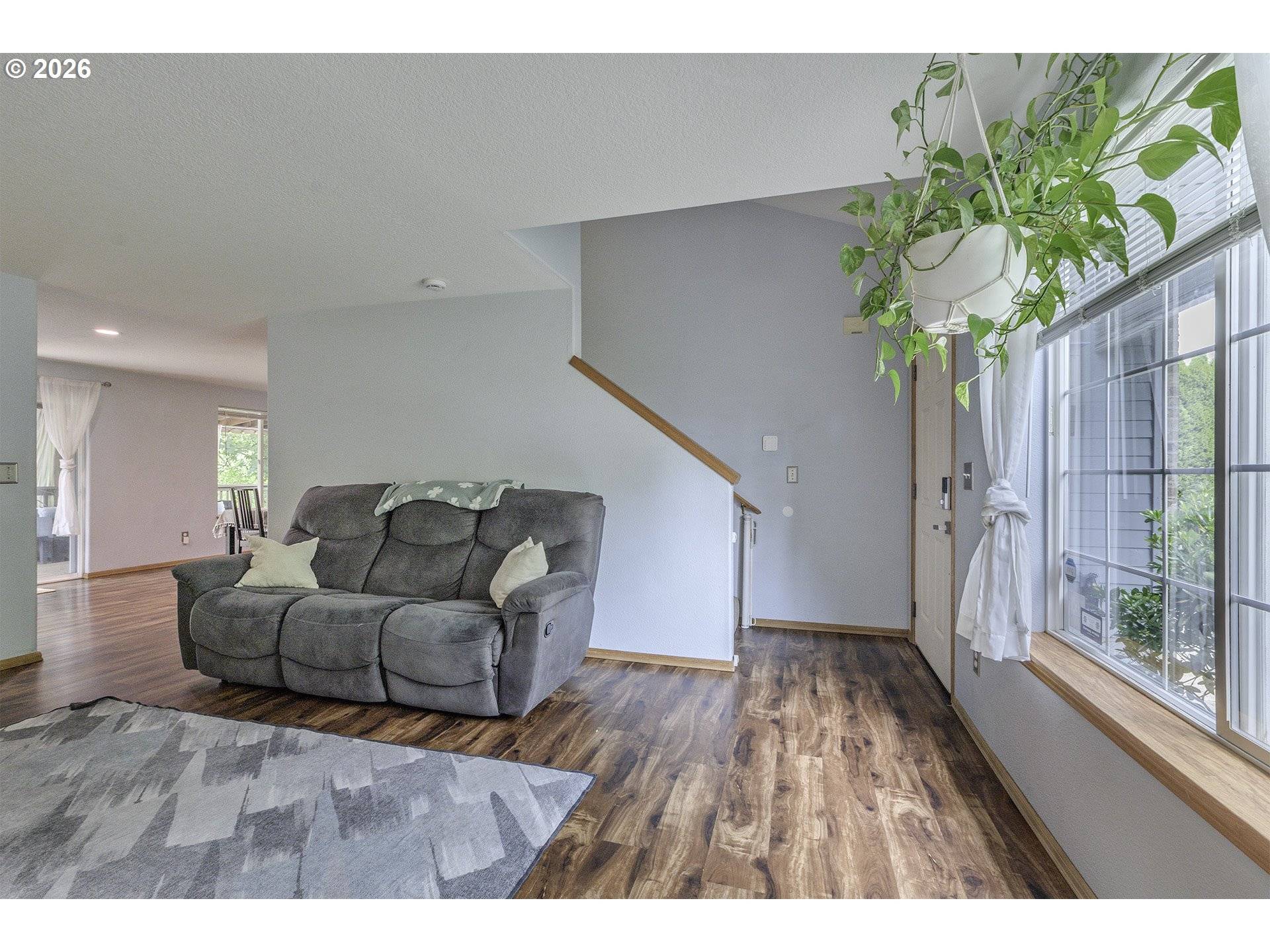 19027 SW CHRISTOPHER DR, Beaverton, OR 97003